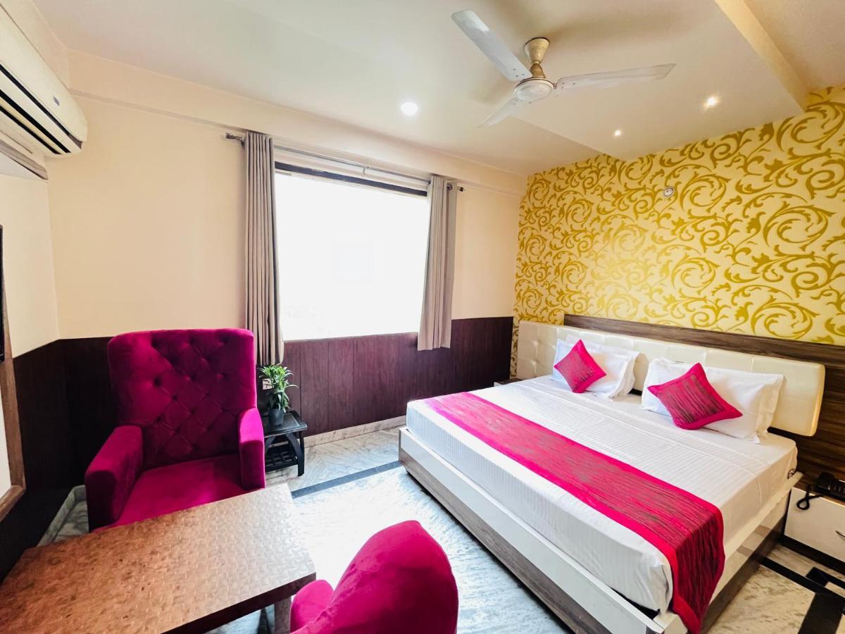 Hotel The Leaf - Gomti Nagar Lakhnau Kültér fotó