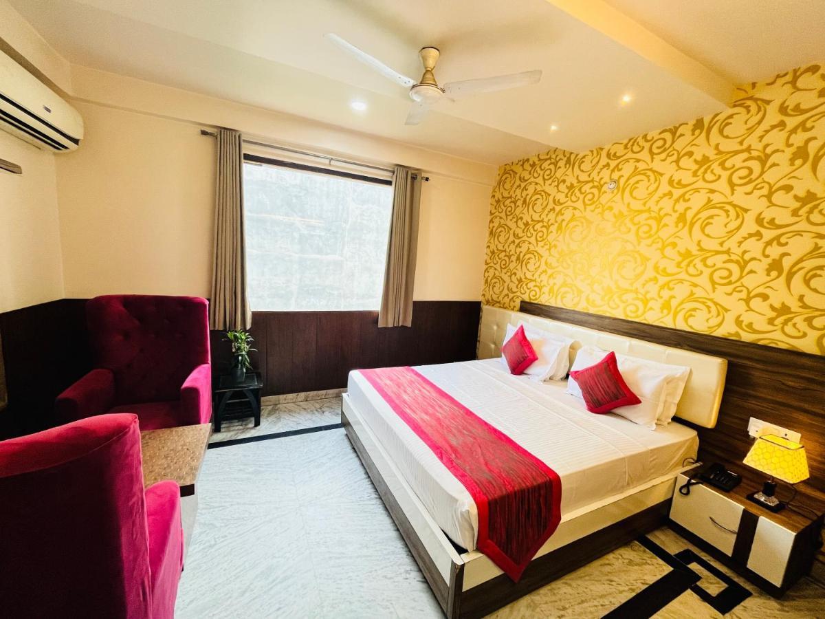Hotel The Leaf - Gomti Nagar Lakhnau Kültér fotó